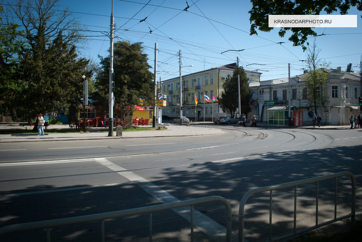 Пересечение улиц Постовая и Захарова