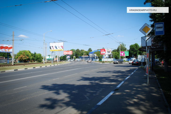 Пересечение улиц Минская и Каляева