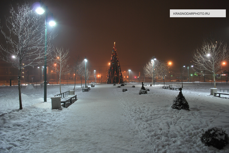 Новогодняя ёлка в Юбилейном микрорайоне