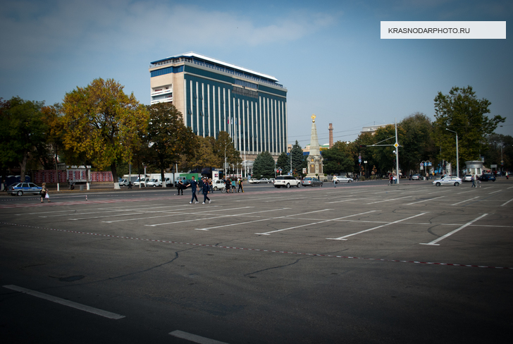 Театральная площадь