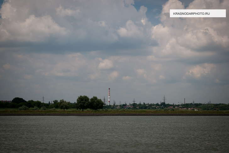 Река Кубань в Юбилейном микрорайоне