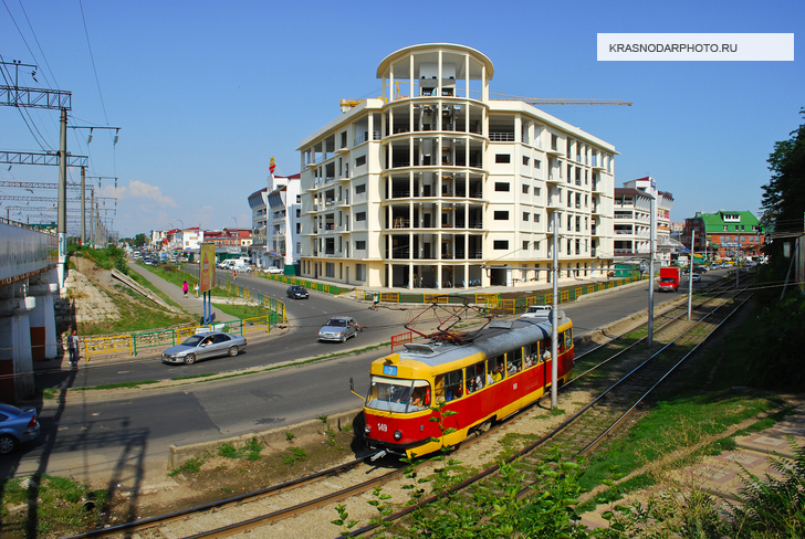 Улицы Новороссийская и Вишняковой